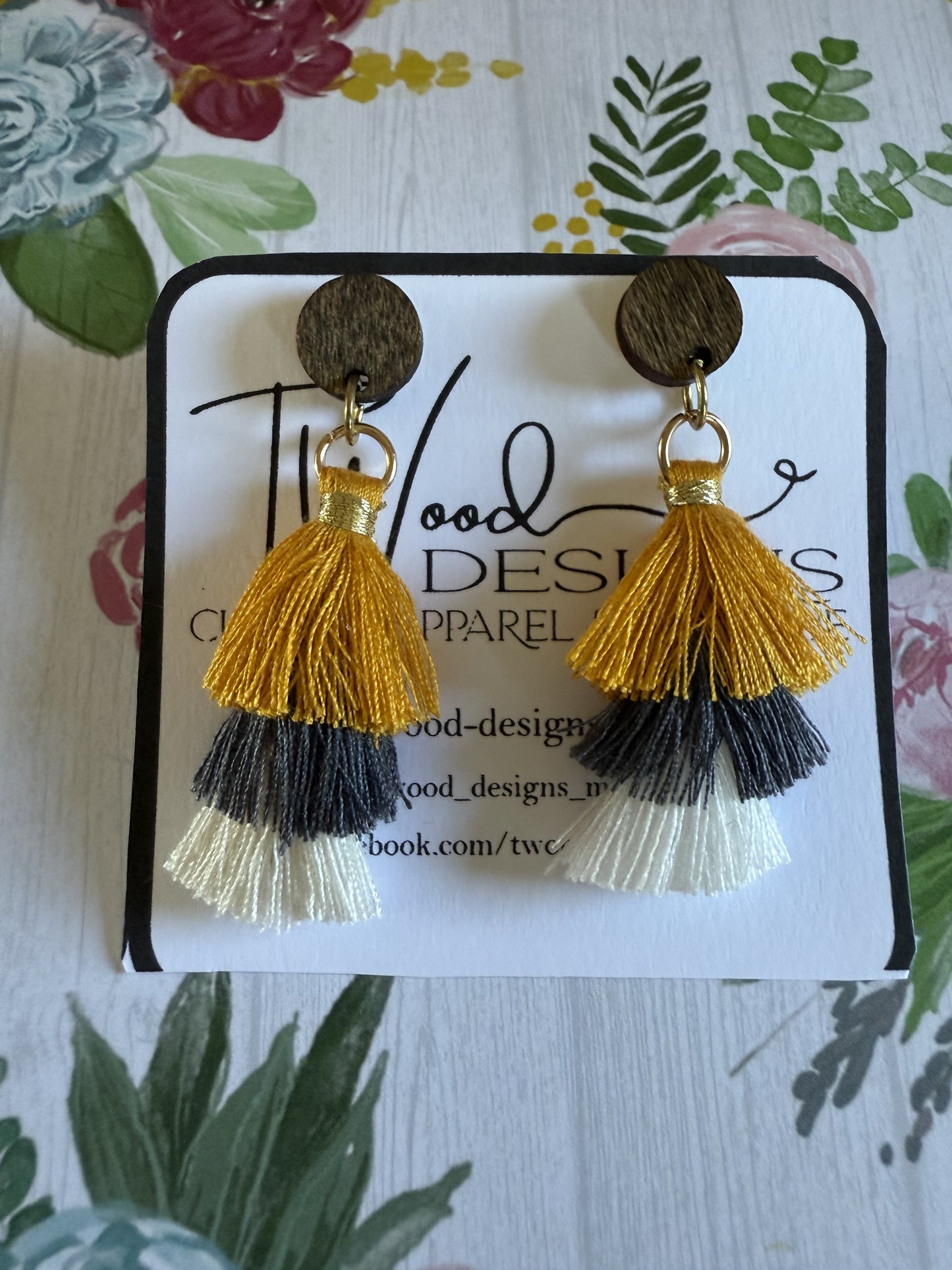 Fall tassel earrings